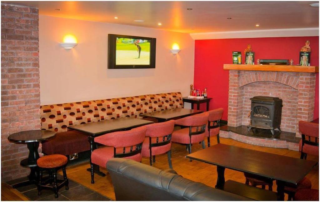 Hopper Inn Guest Accommodation Ballynaskreena Extérieur photo